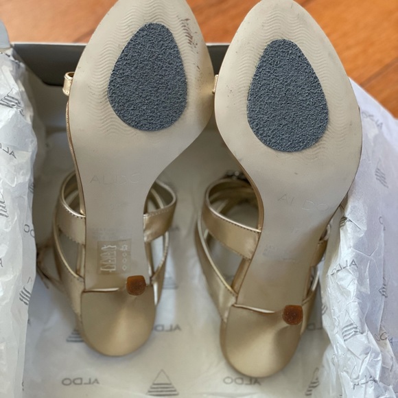 Aldo Gold Rhinestone Jeweled Stiletto - Size 6.5 - Picture 10 of 11